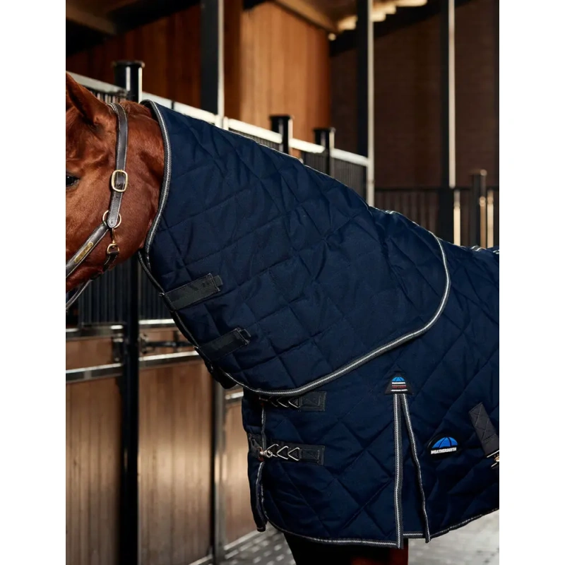 1038-1029041000-navycharcoal-wb-cft-1000d-diamond-quilt-stable-dan-neck-image-null-hero.jpg.webp