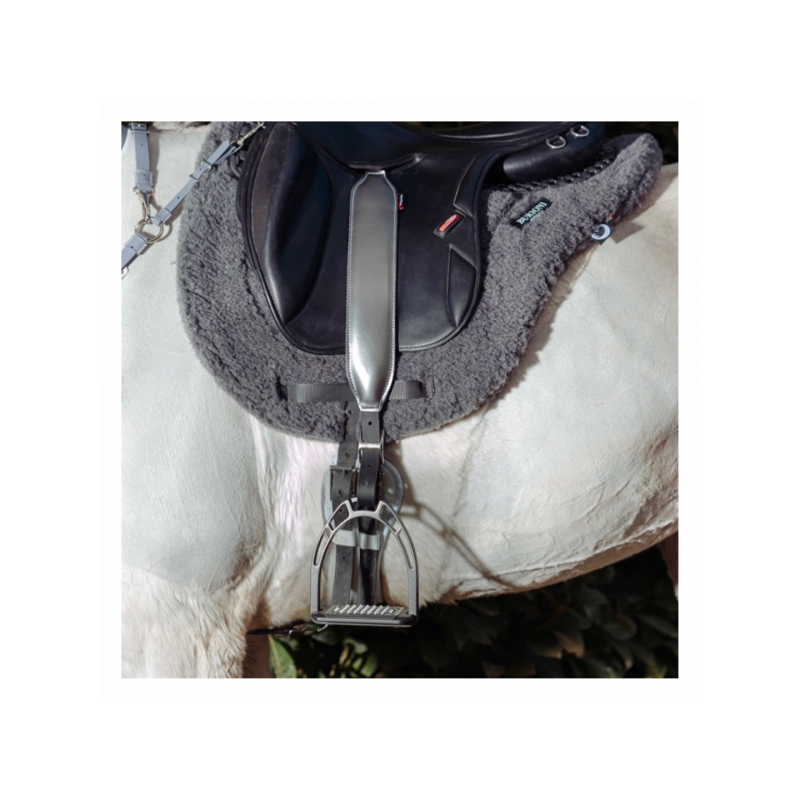 6519-6519_6808af53d71998.80138899_equitime-single-staff-comfort-model.jpg-2_large.png